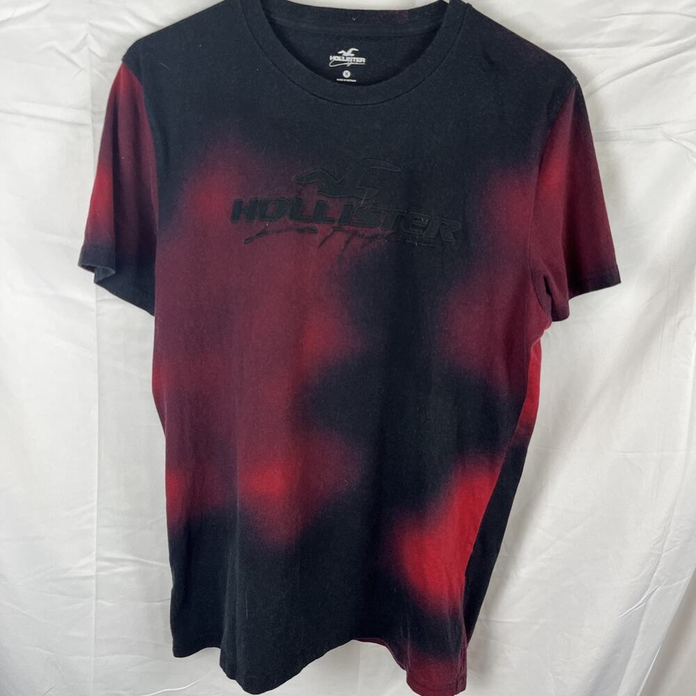 Hollister T-shirt Medium Mens. Red/black